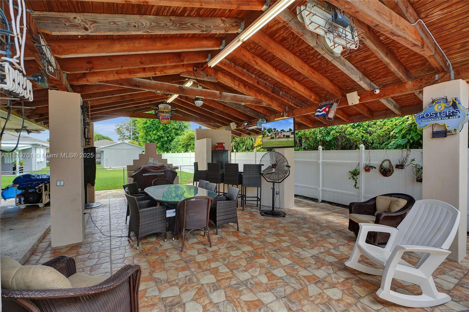 TROPICAL ESTATES 1ST ADDN - Residential