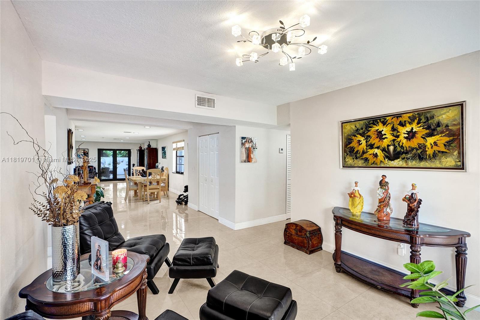 TROPICAL ESTATES 1ST ADDN - Residential