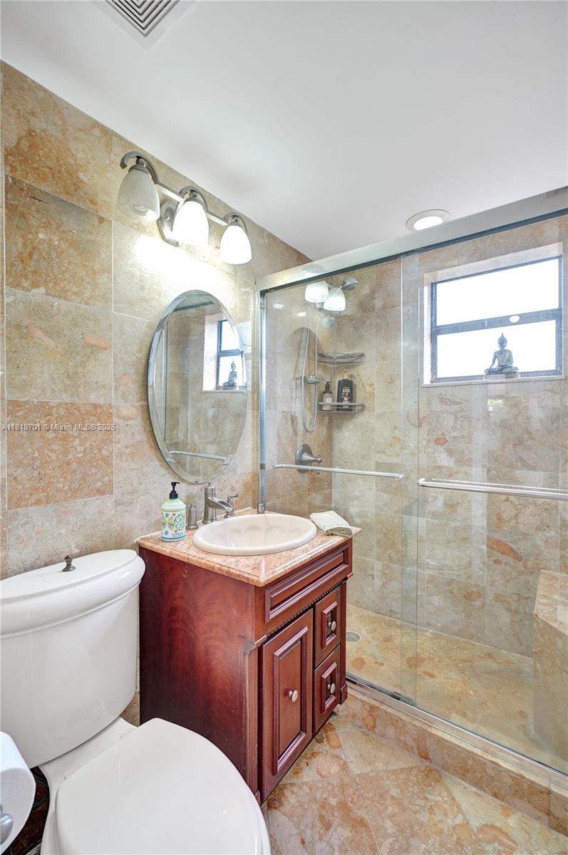 TROPICAL ESTATES 1ST ADDN - Residential