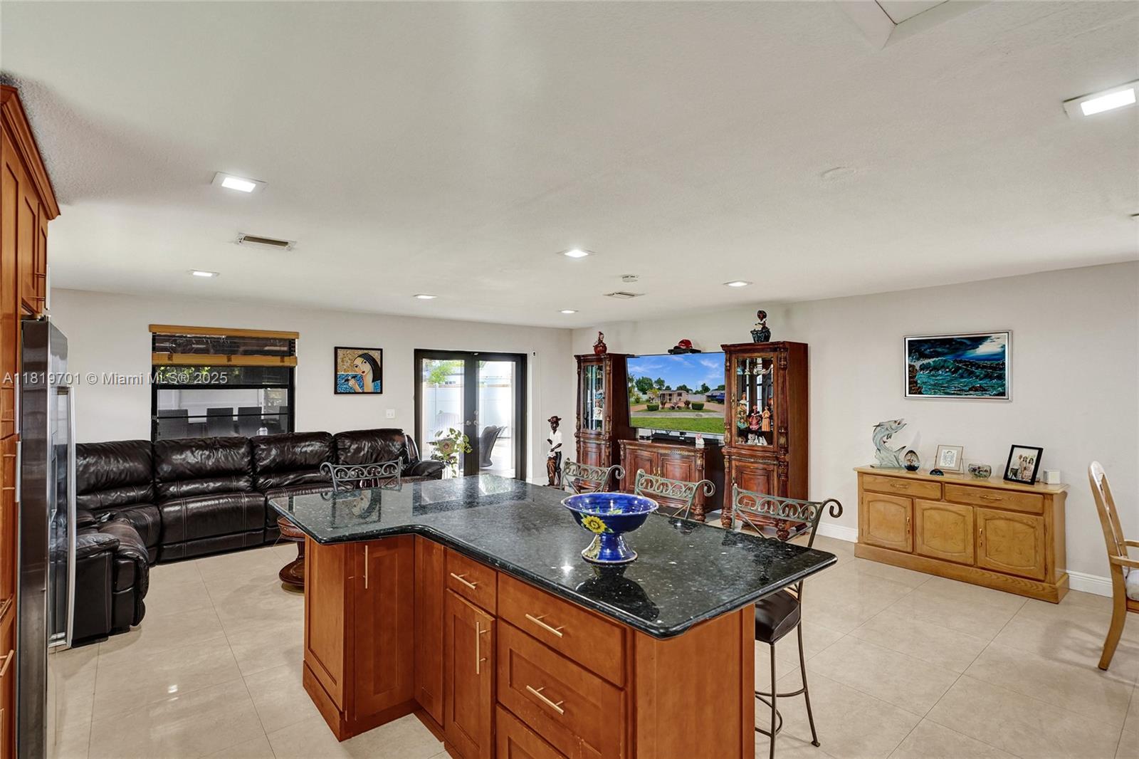 TROPICAL ESTATES 1ST ADDN - Residential
