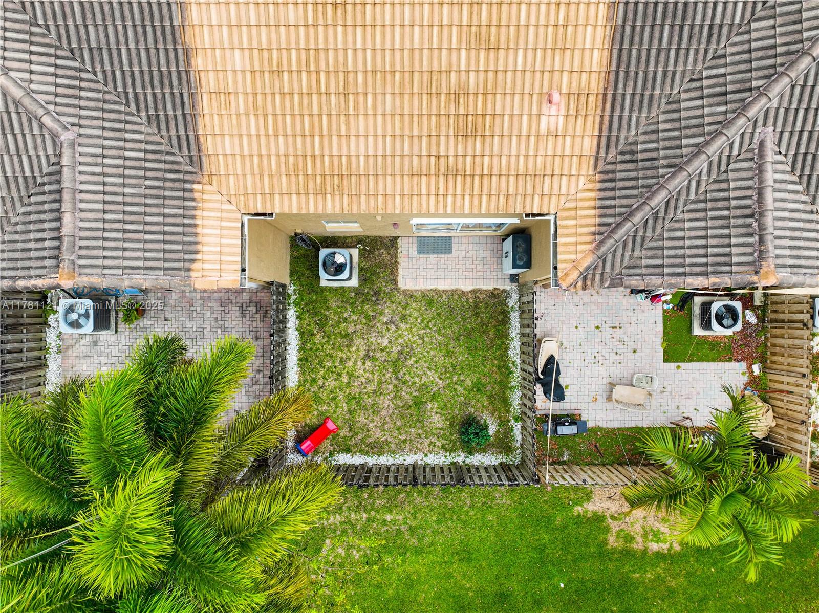 CENTURY GARDENS AT TAMIAM - Residential