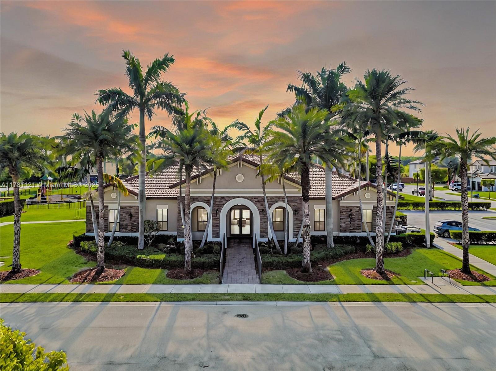 CENTURY GARDENS AT TAMIAM - Residential