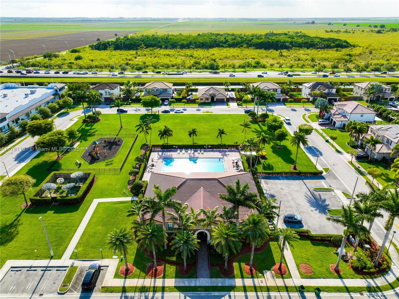 CENTURY GARDENS AT TAMIAM - Residential