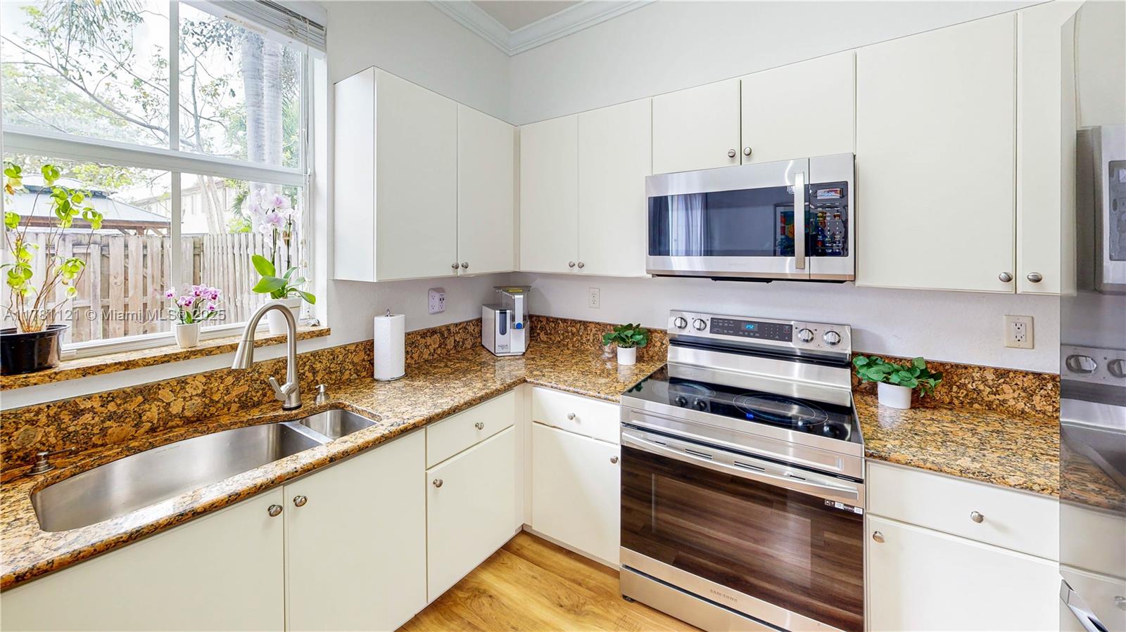 CENTURY GARDENS AT TAMIAM - Residential