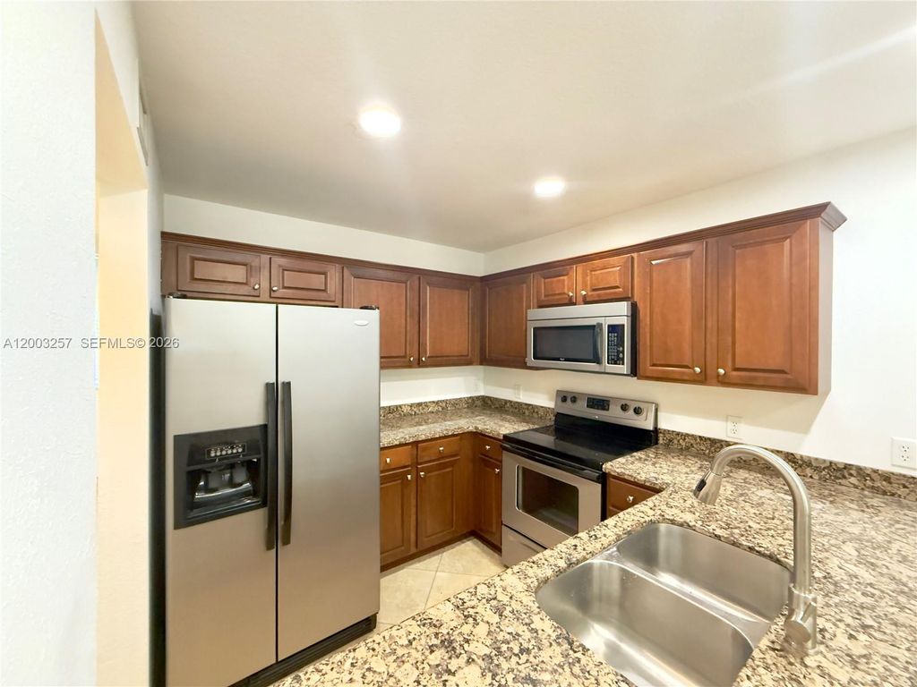 Photo of 1000 Palm Trl #6, Delray Beach, FL 33483 (MLS # A12003257)