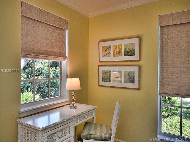 ISLE RIDGE - Residential