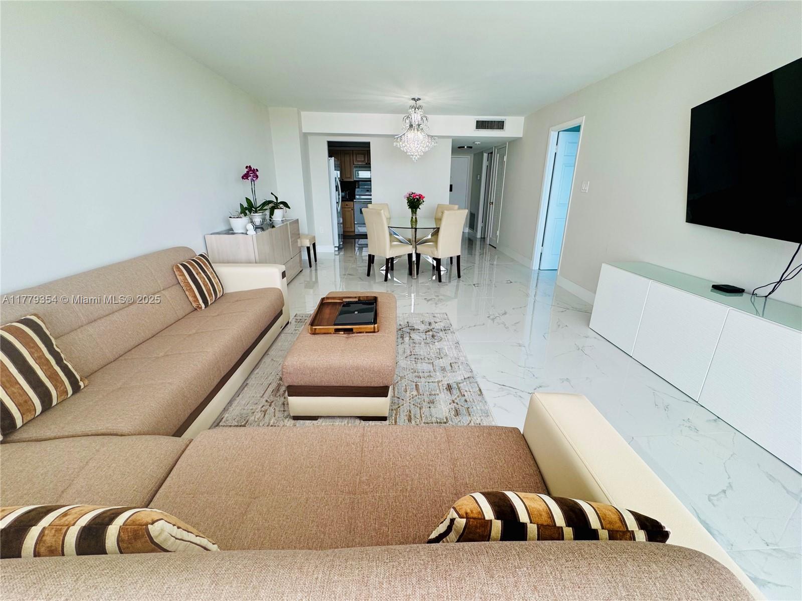 DEL PRADO MARINA - Residential