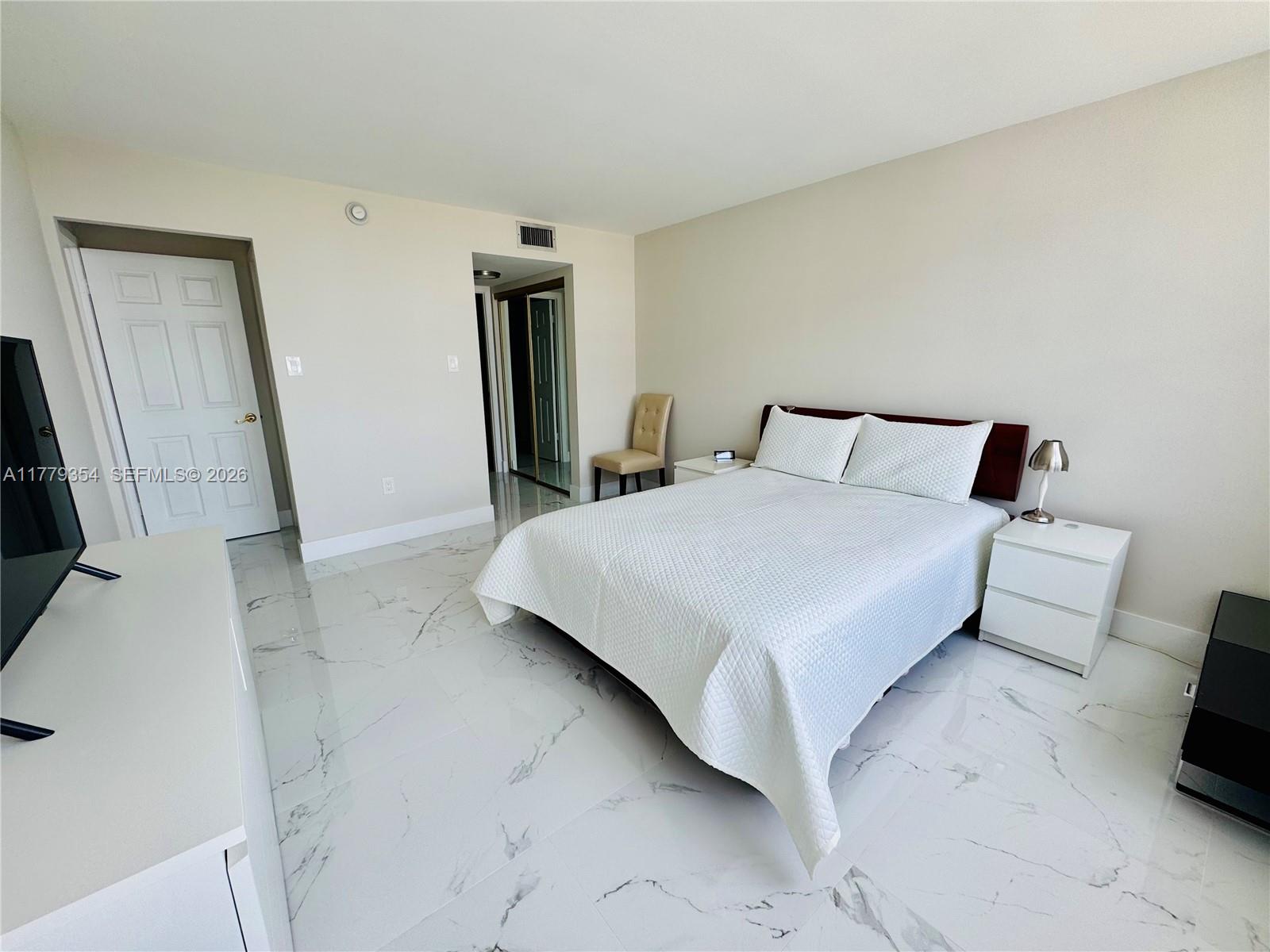 DEL PRADO MARINA - Residential