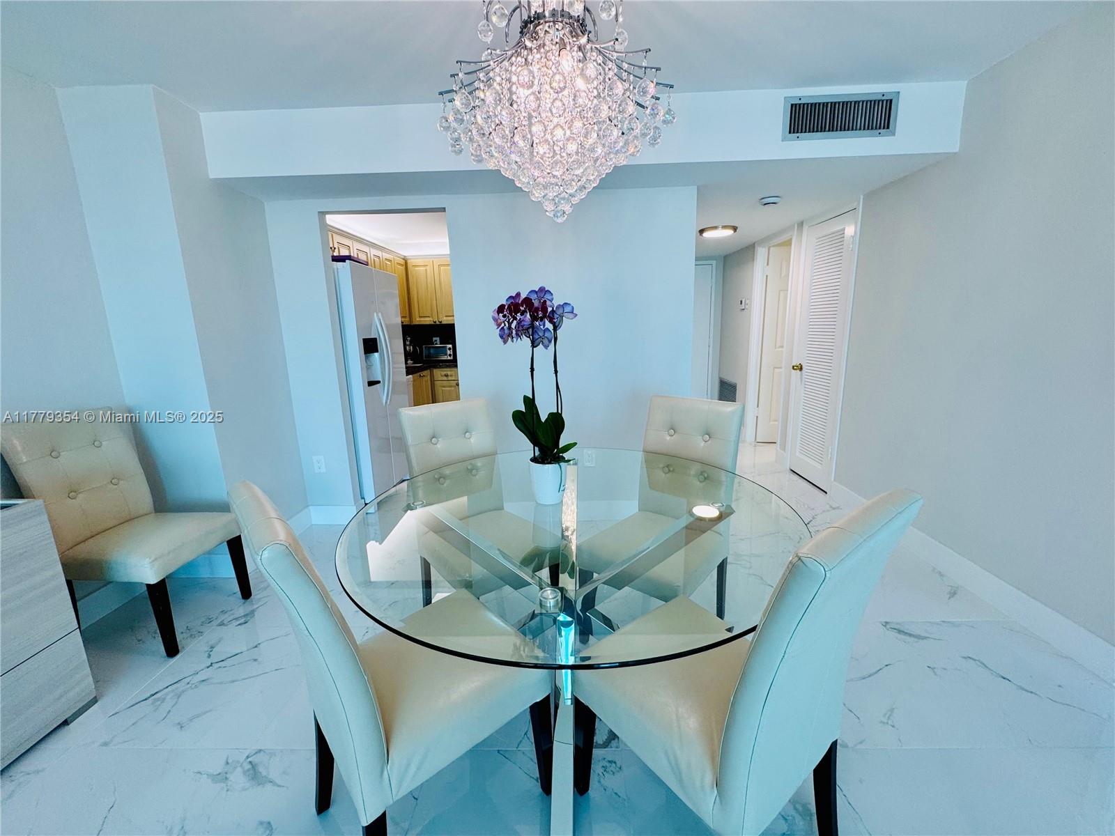 DEL PRADO MARINA - Residential