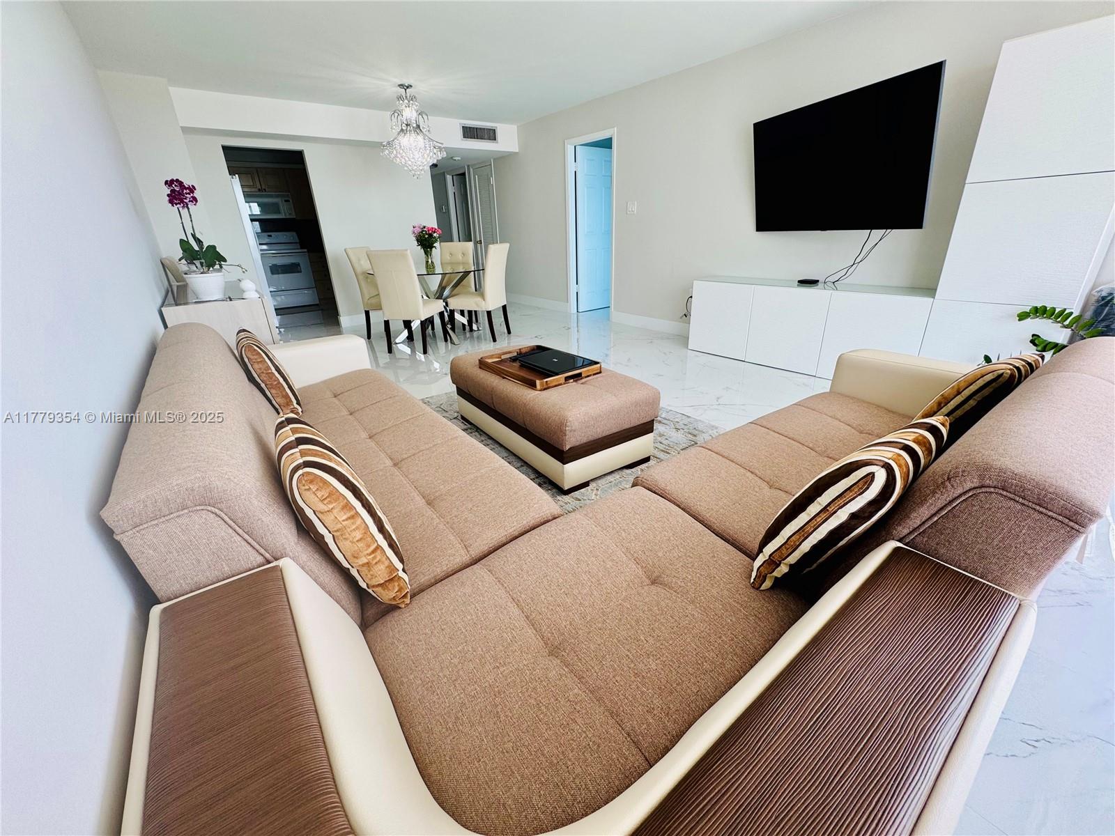 DEL PRADO MARINA - Residential