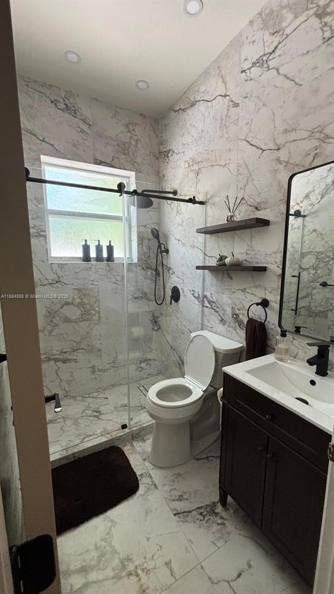 POD 10 AT MONARCH LAKES - Residential Lease