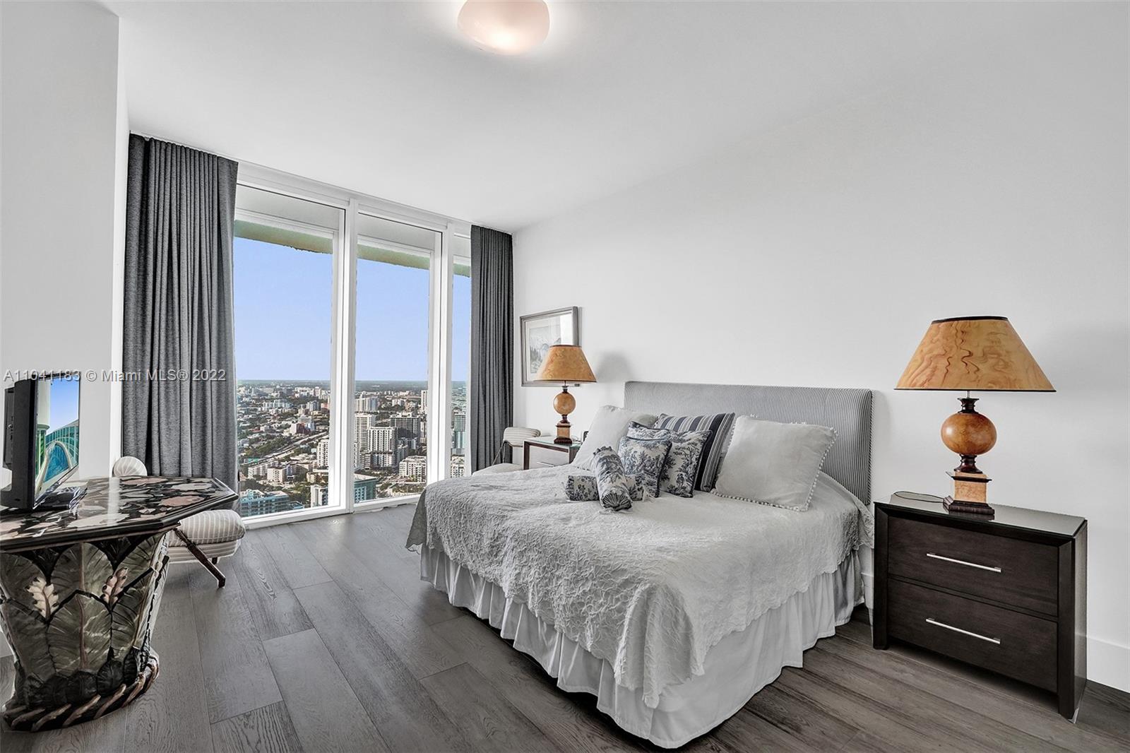 SANTA MARIA CONDO - Residential