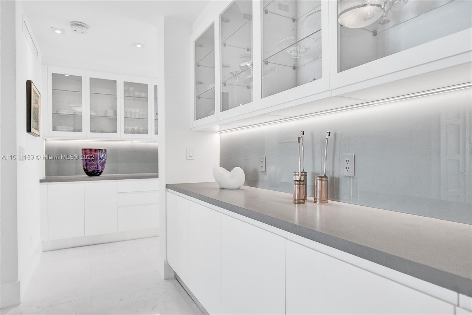 SANTA MARIA CONDO - Residential