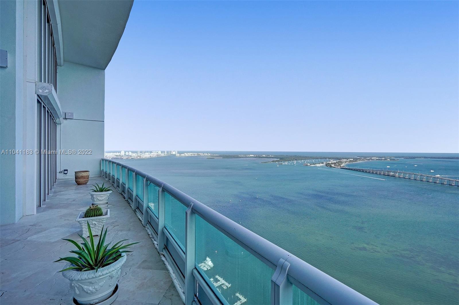 SANTA MARIA CONDO - Residential