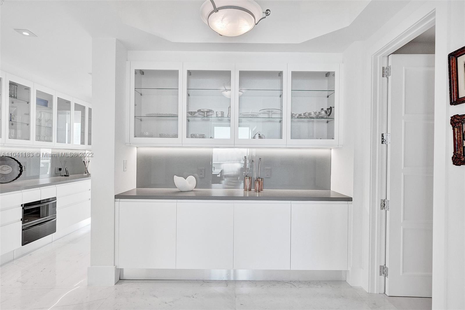 SANTA MARIA CONDO - Residential