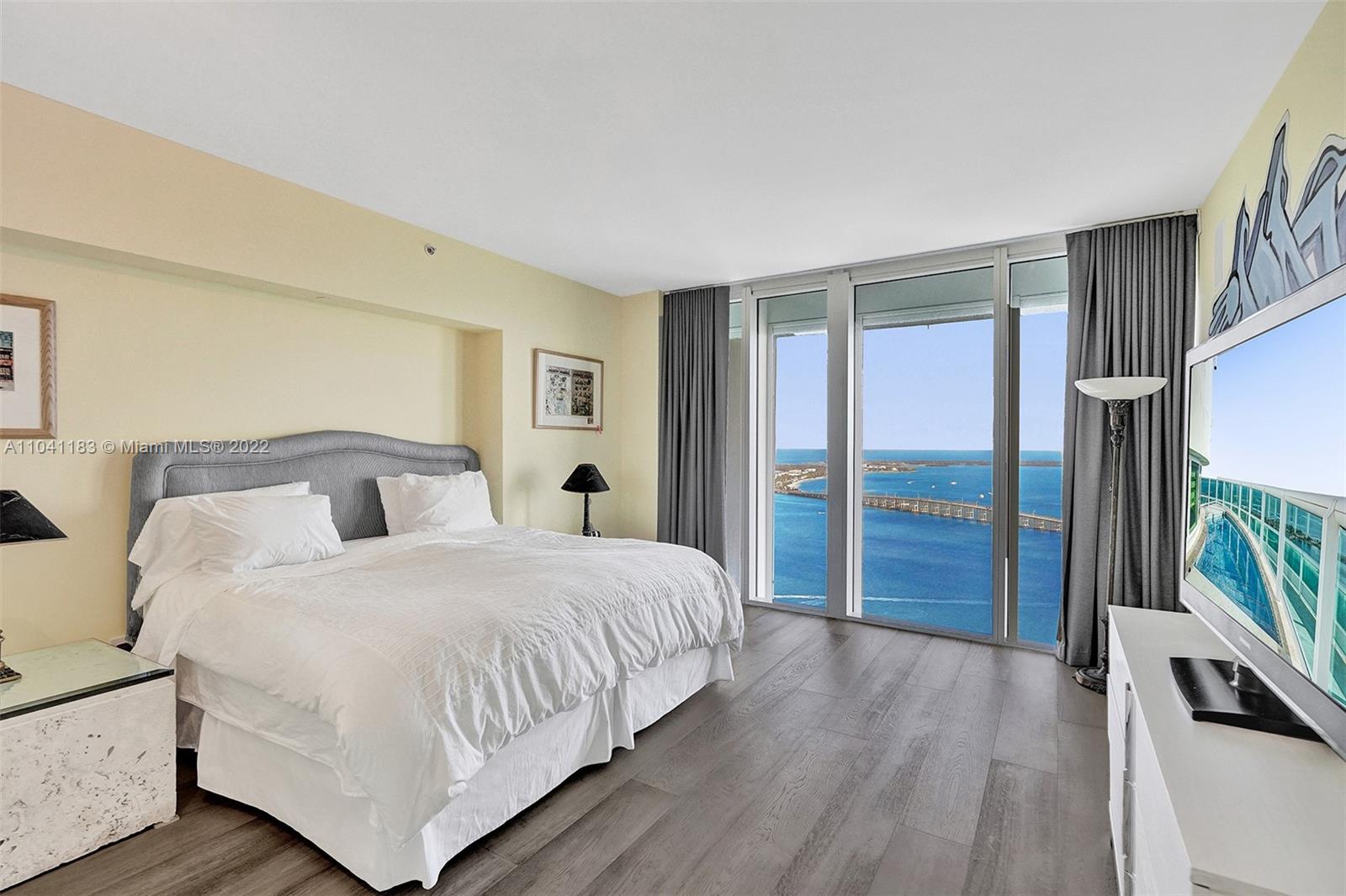 SANTA MARIA CONDO - Residential