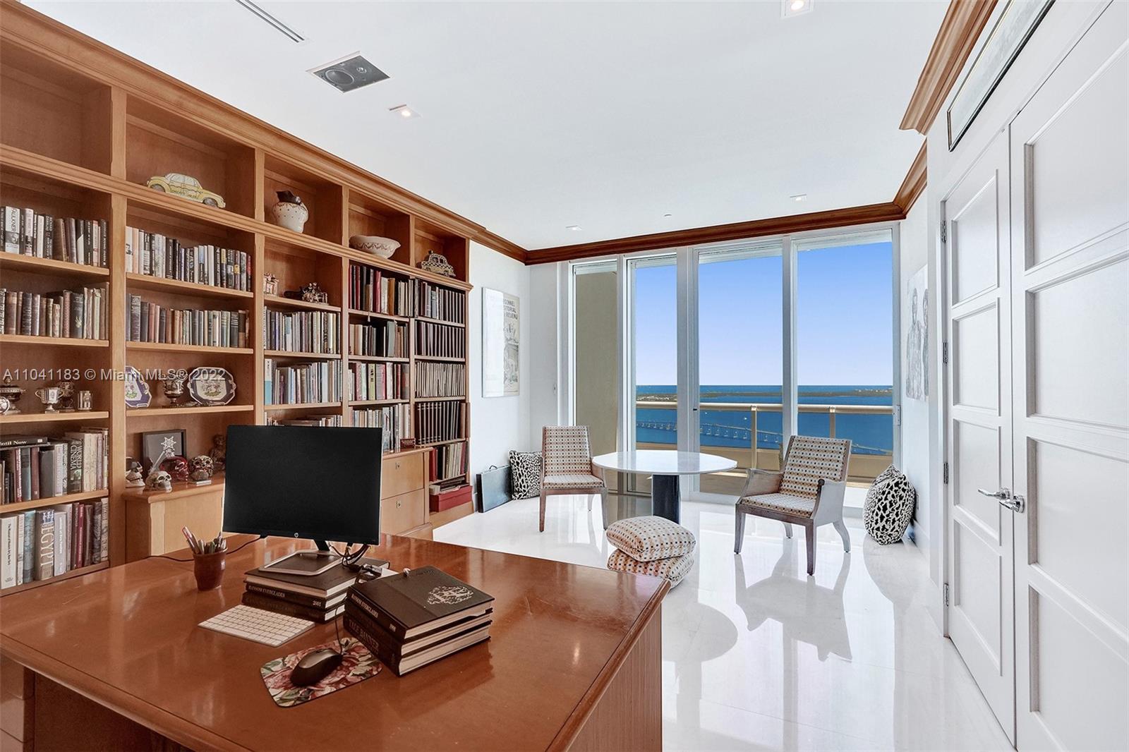 SANTA MARIA CONDO - Residential