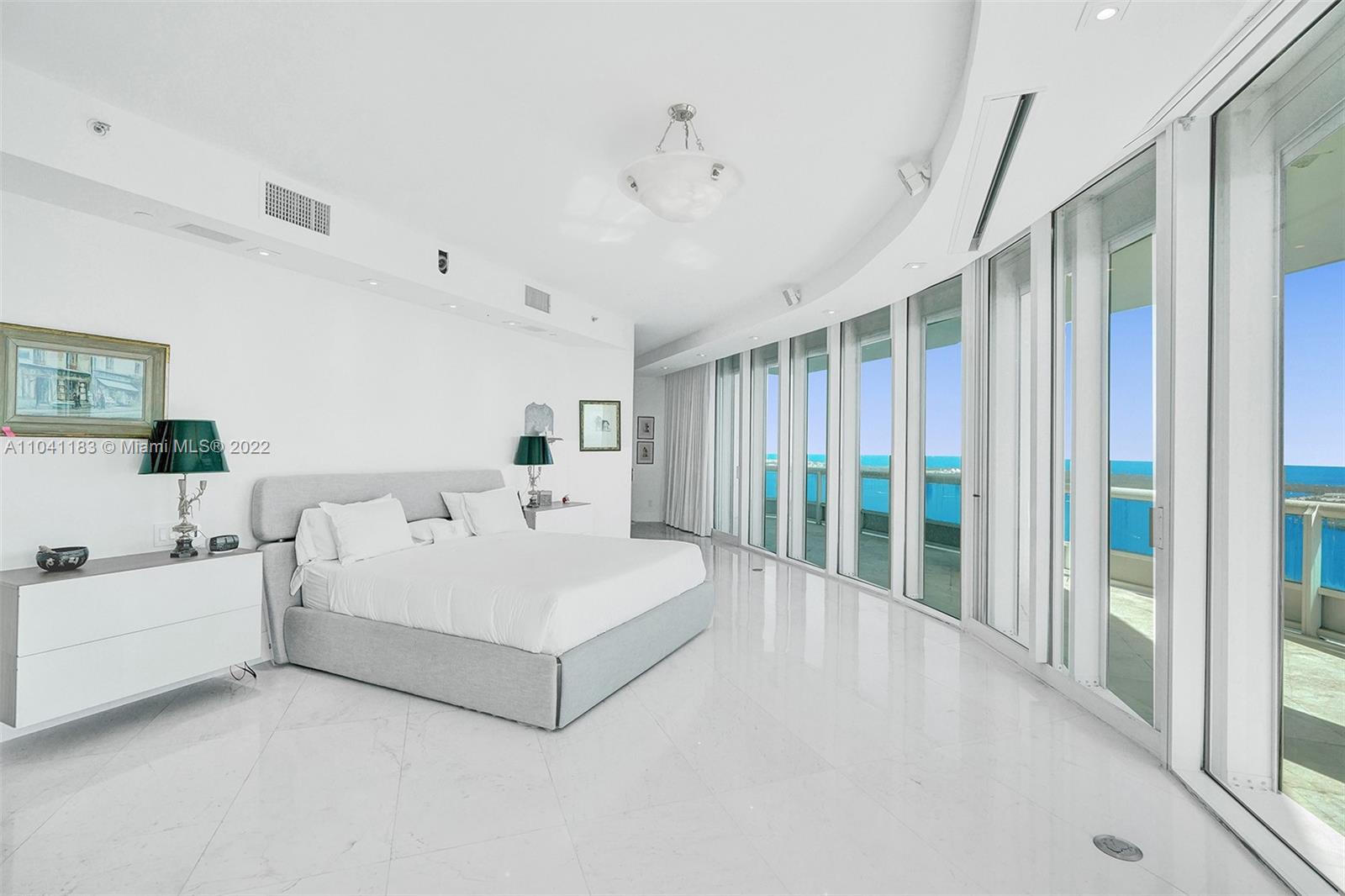 SANTA MARIA CONDO - Residential