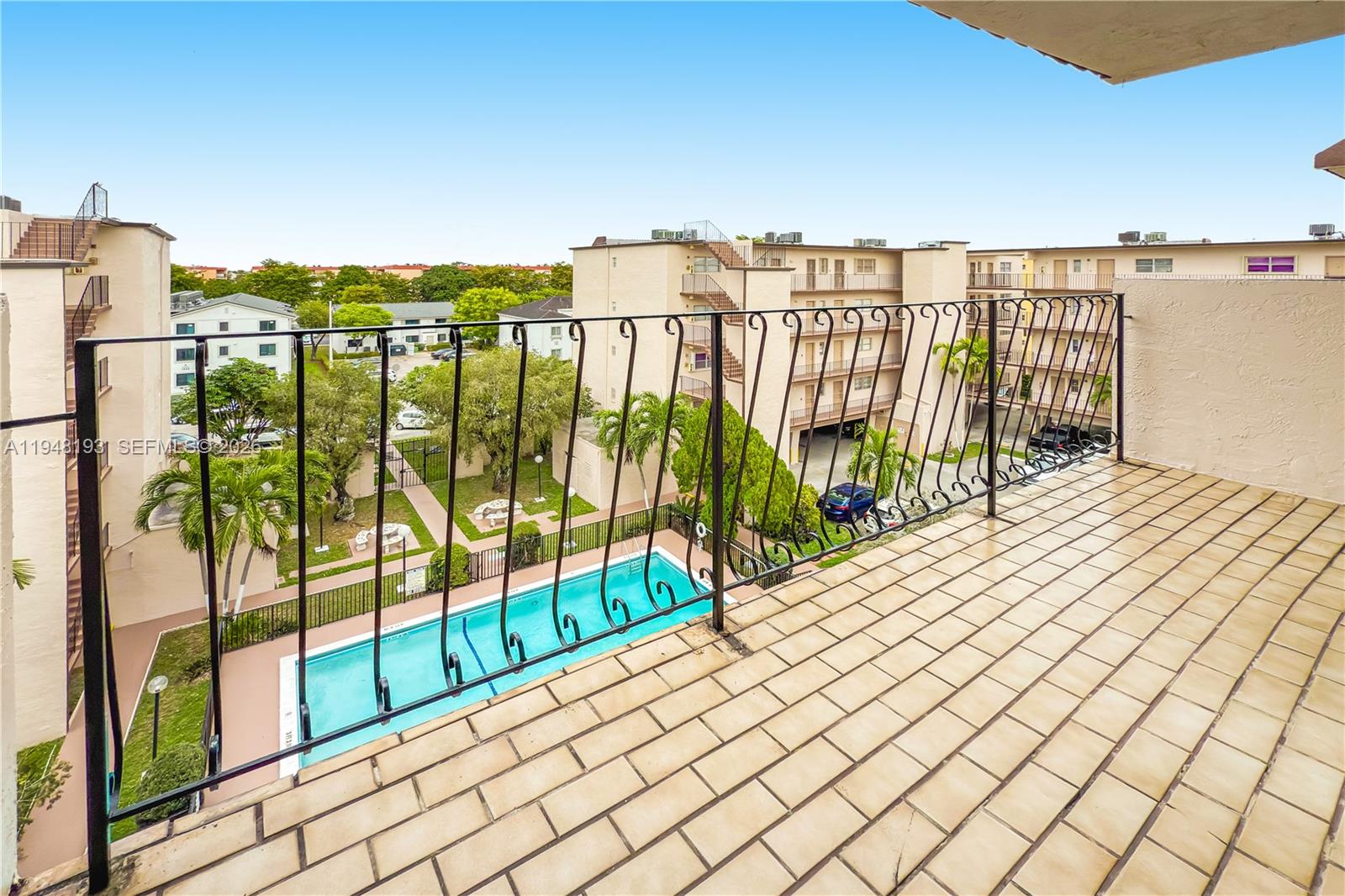 WESTLAND-EDEN CONDO I - Residential