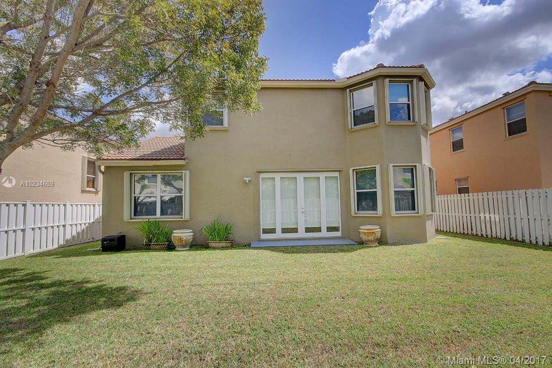 RIVIERA ISLES II - Residential