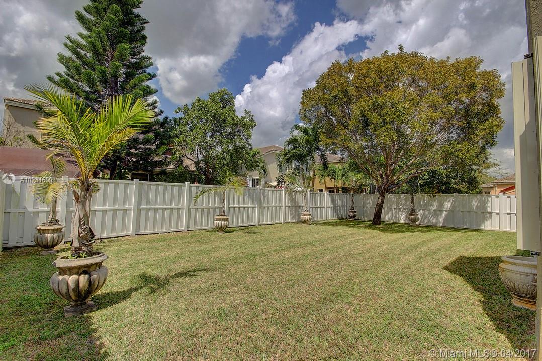 RIVIERA ISLES II - Residential