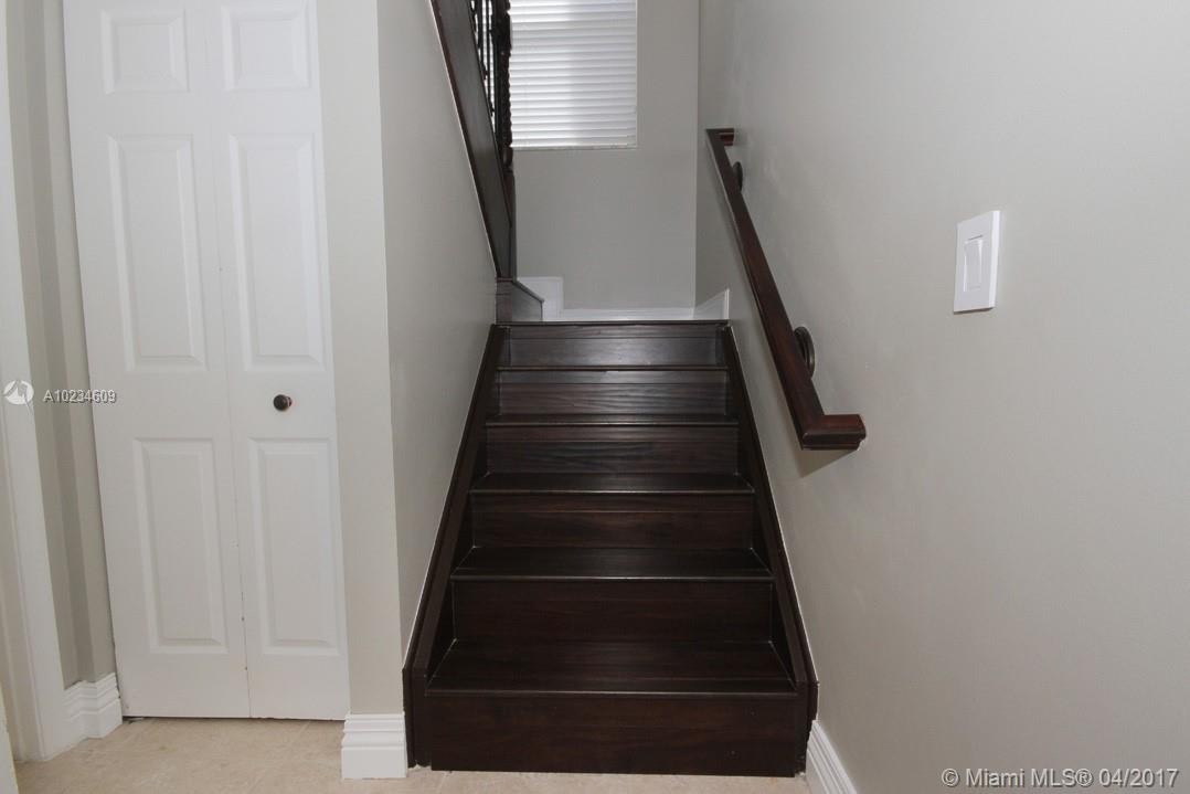 RIVIERA ISLES II - Residential