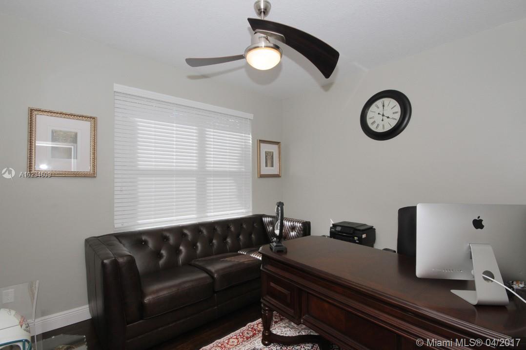 RIVIERA ISLES II - Residential