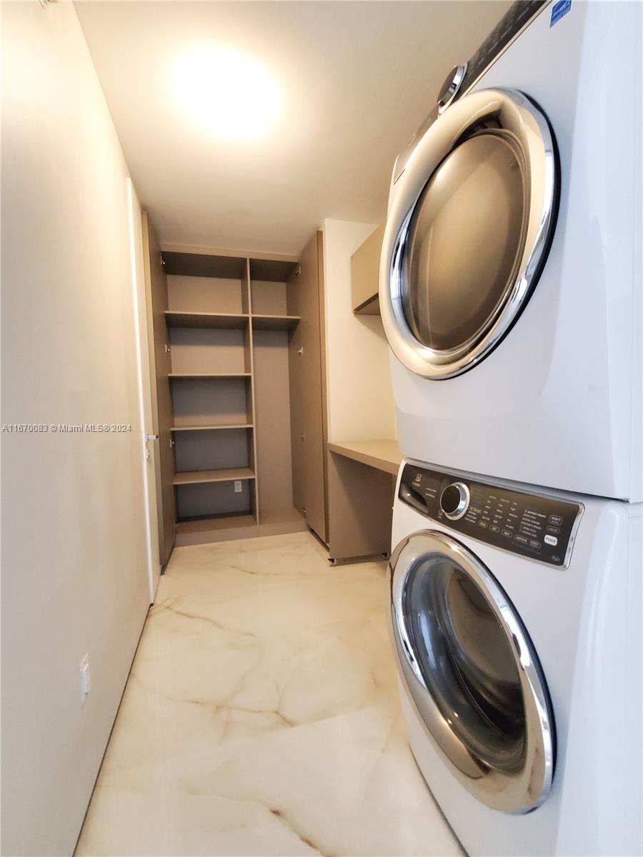 ARMANI CASA 18975 COLLINS - Residential Lease