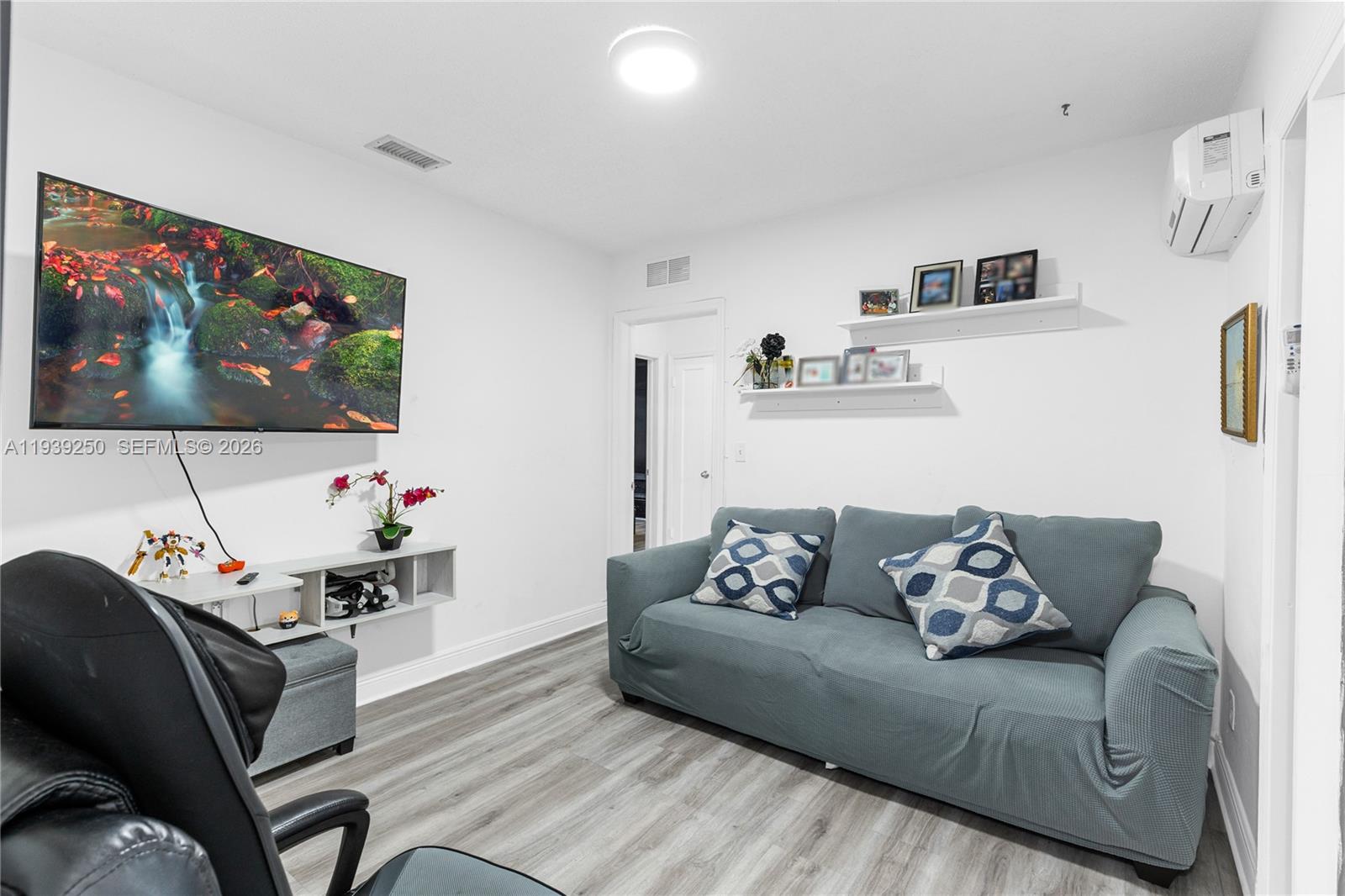 PALM AVE HIGHLANDS - Residential