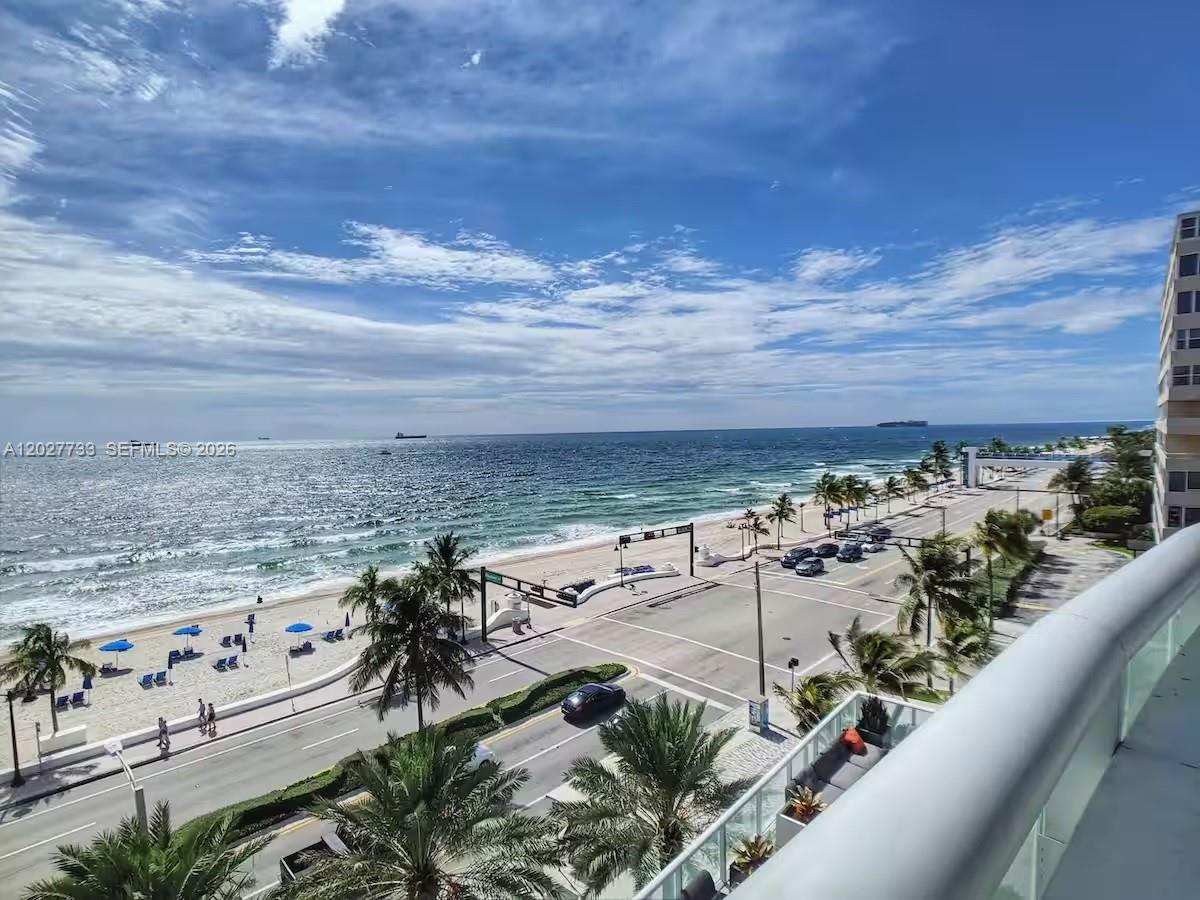 3101 Bayshore Dr 1205