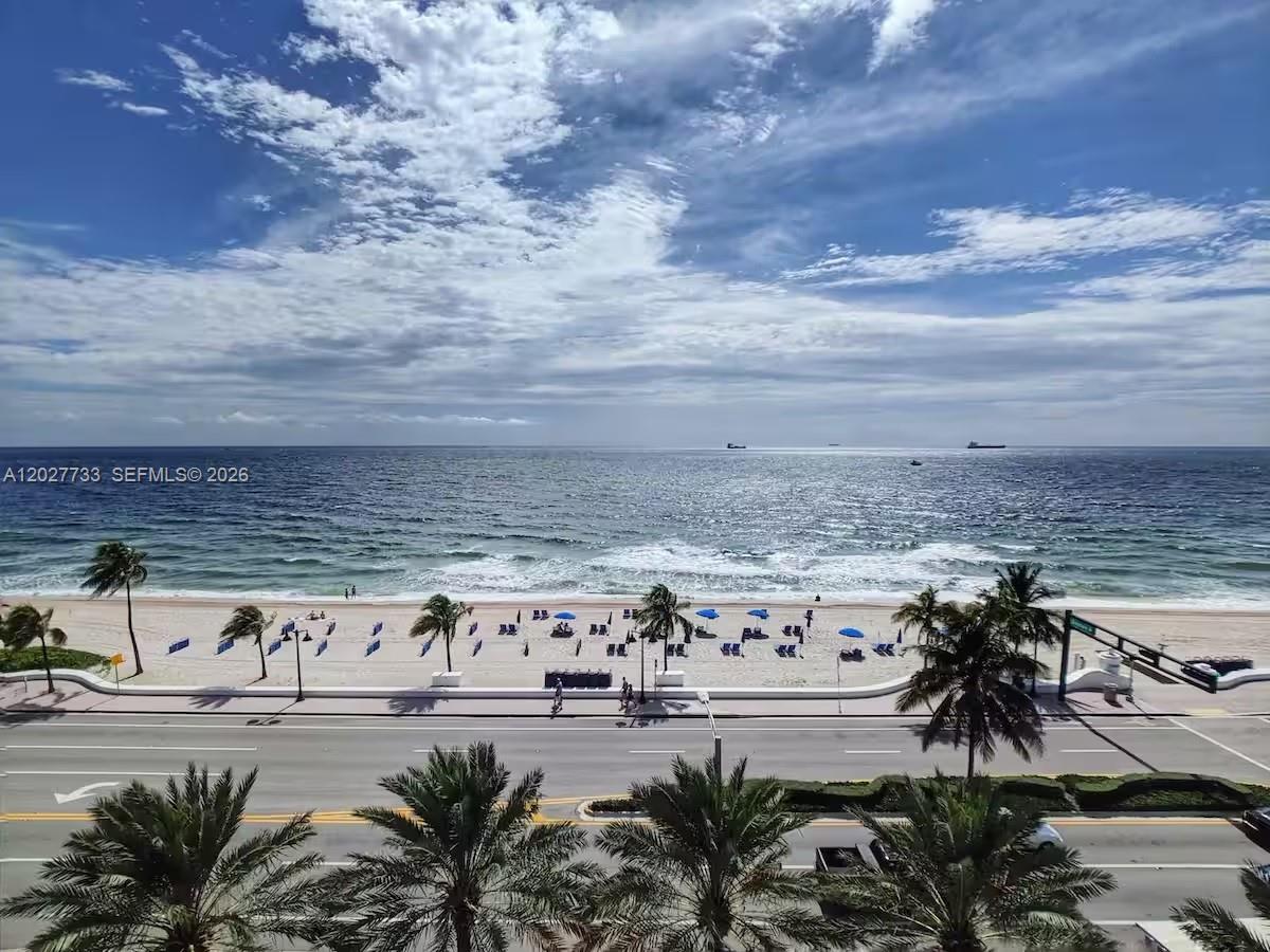 3101 Bayshore Dr 1205
