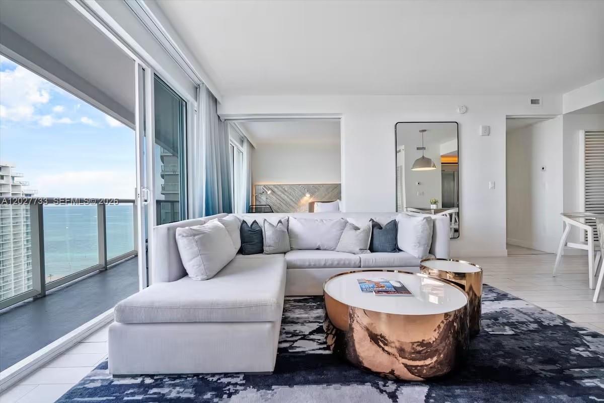 3101 Bayshore Dr 1205