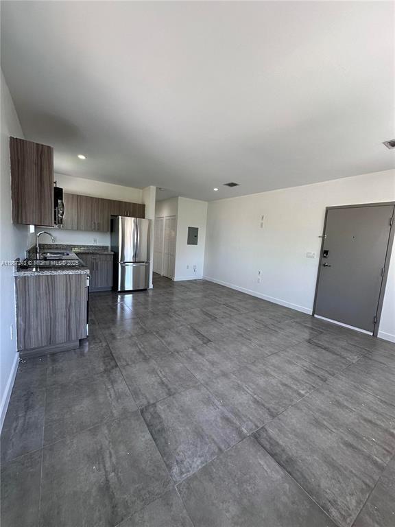 PRINCESS PARK - Residential Lease