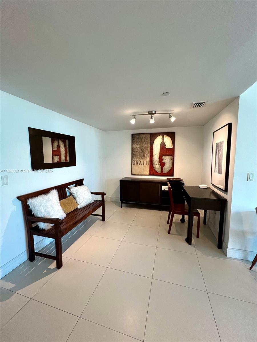 350 S Miami Ave 2303