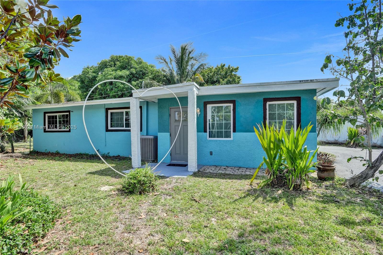 LAUDERDALE VILLAS - Residential Lease