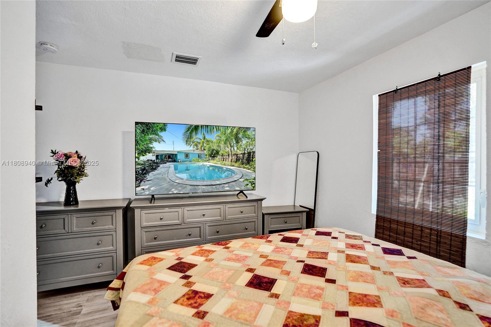 LAUDERDALE VILLAS - Residential Lease