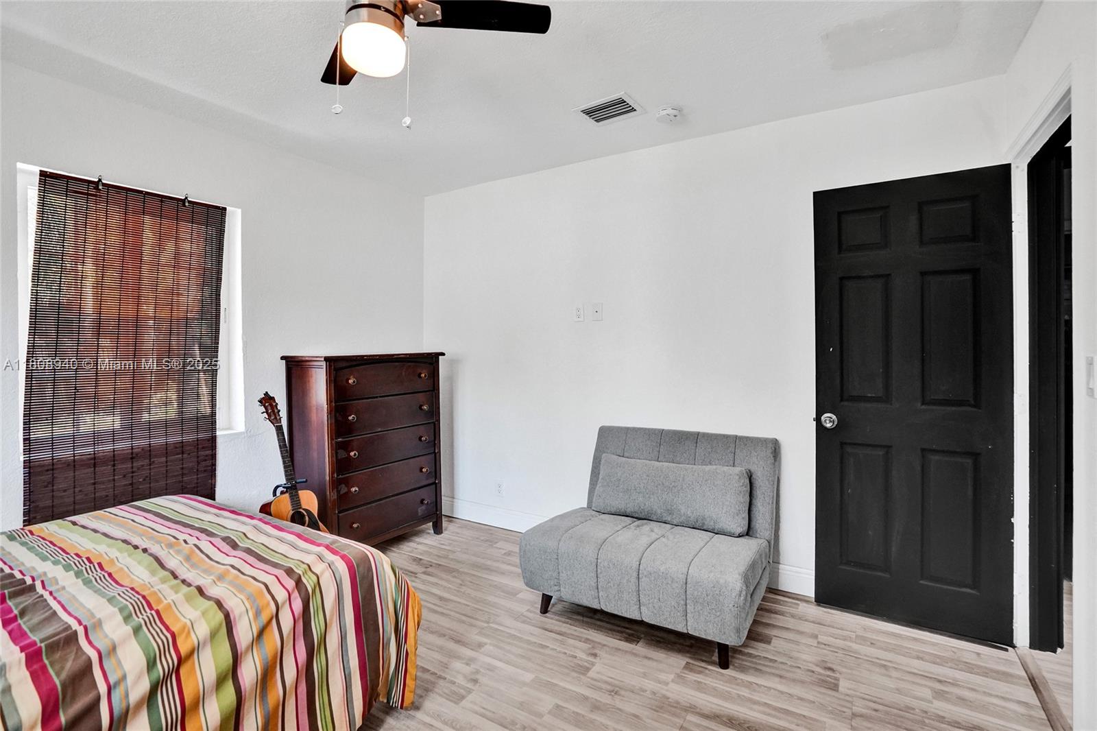 LAUDERDALE VILLAS - Residential Lease