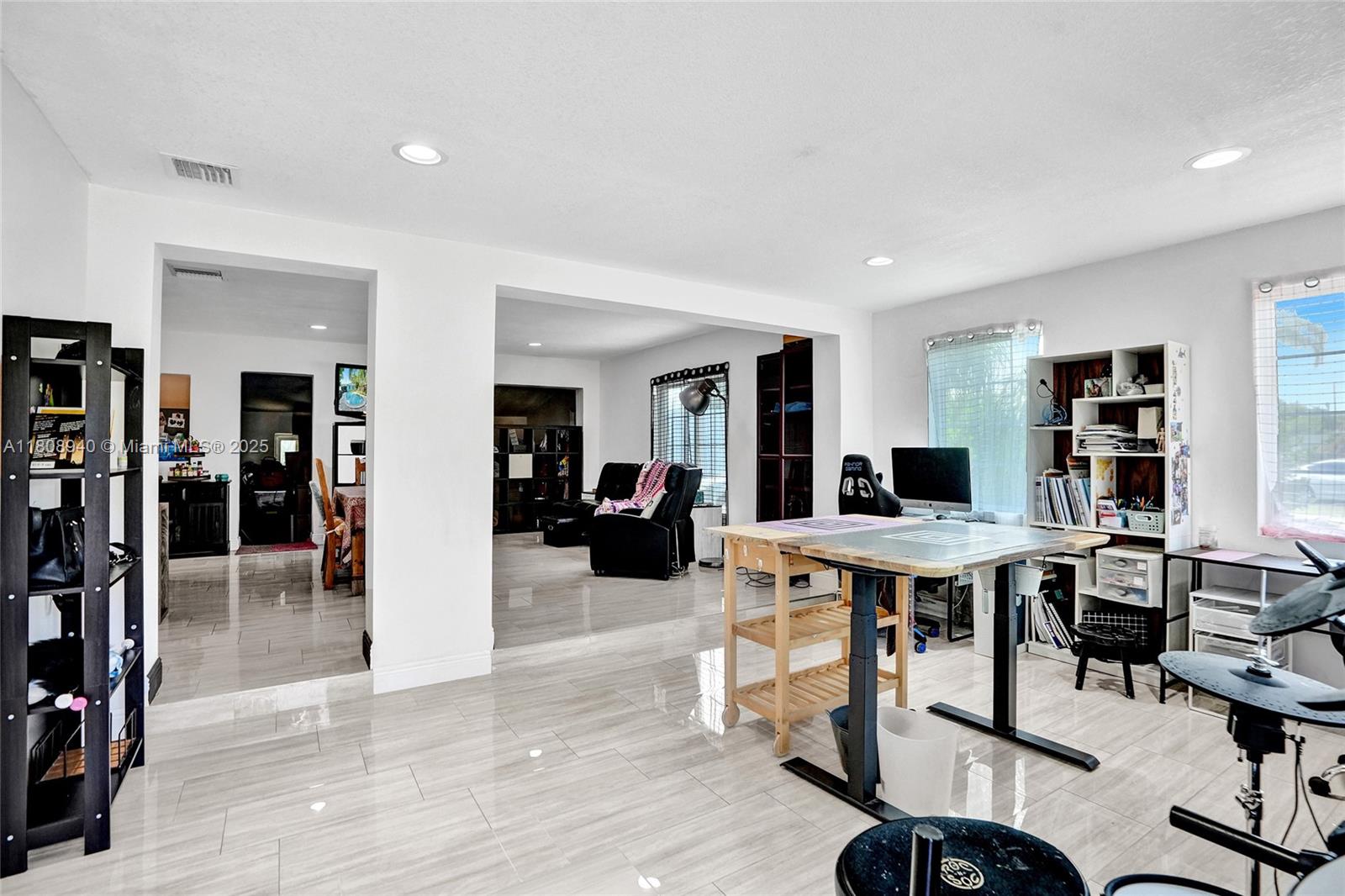 LAUDERDALE VILLAS - Residential Lease