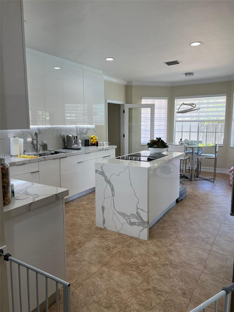 LAKE POINTE SEC 6 - Residential