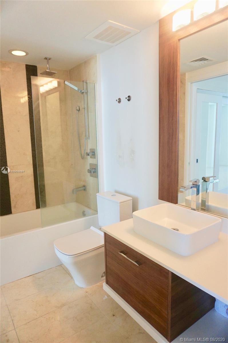 THE CRIMSON CONDOMINIUM - Residential Lease