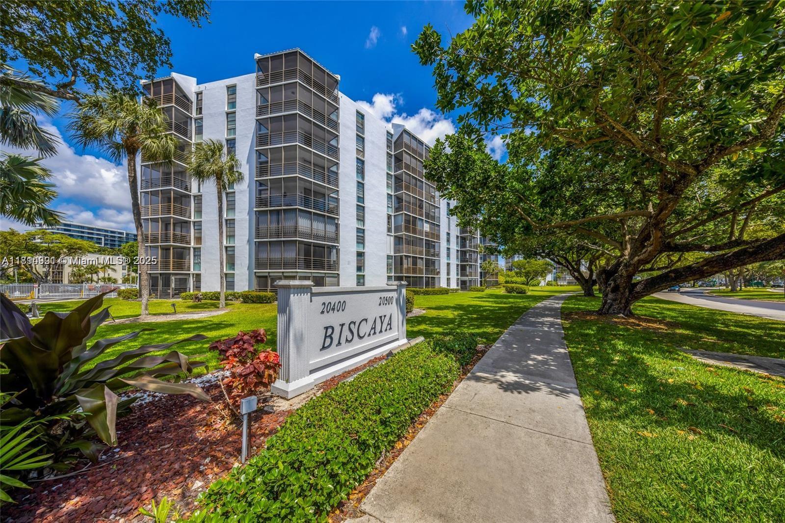BISCAYA IV CONDO - Residential