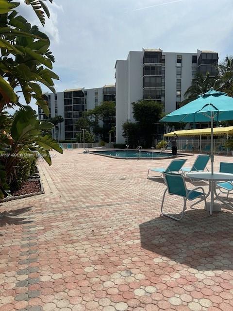 BISCAYA IV CONDO - Residential