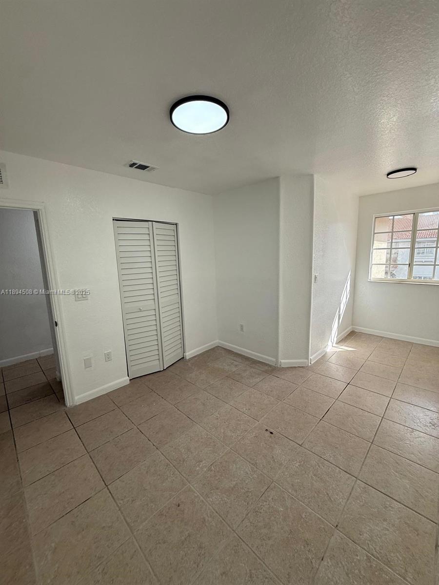 MAJORCA ISLES II CONDO - Residential