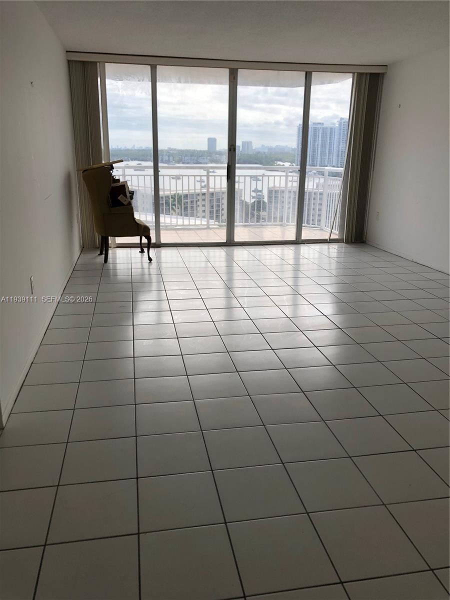 DEL PRADO MARINA - Residential