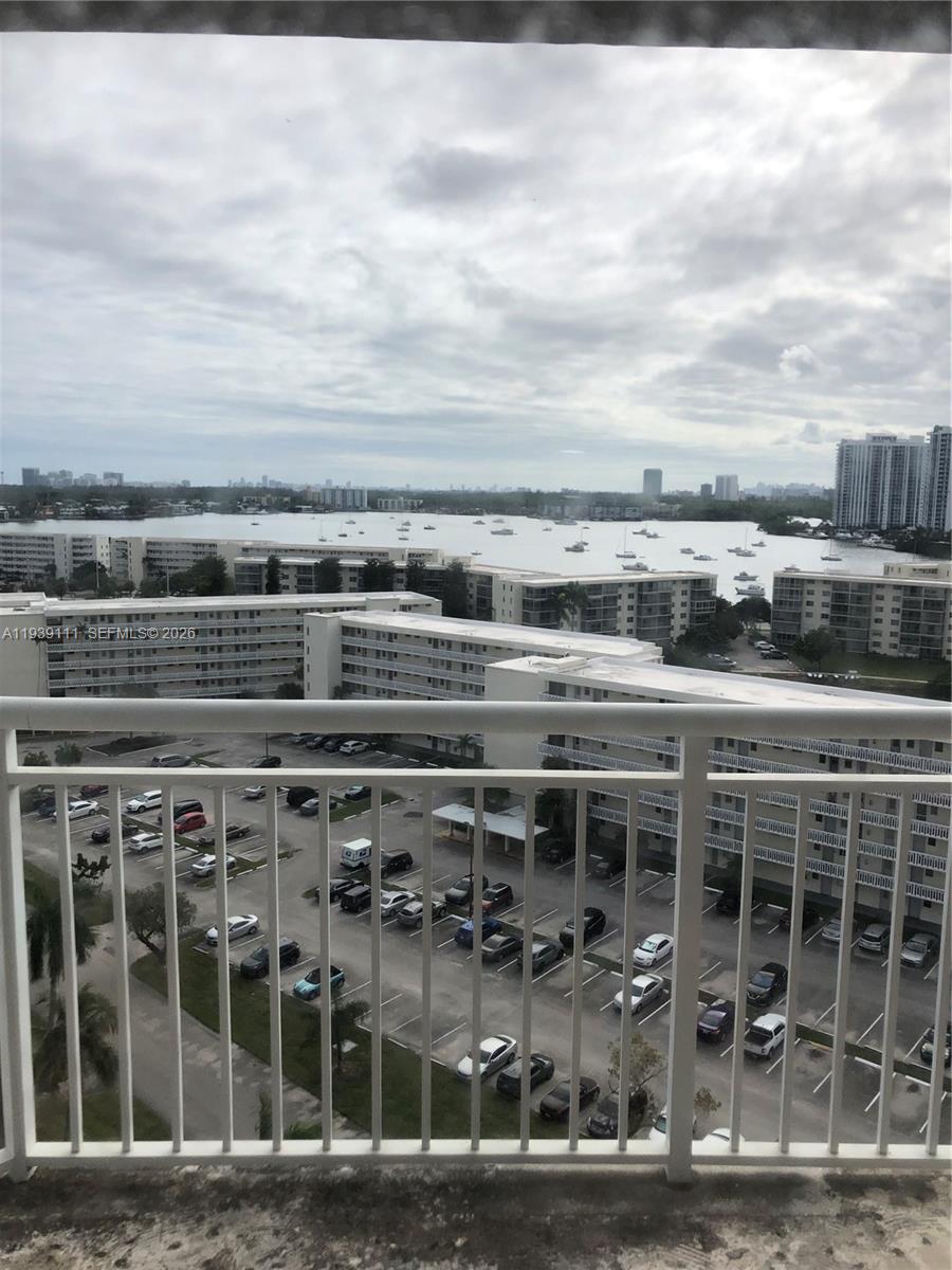 18011 Biscayne Blvd 1403