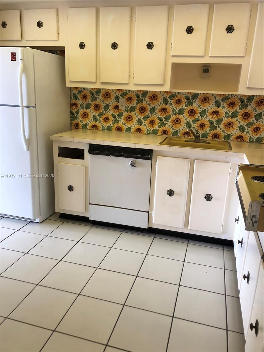 DEL PRADO MARINA - Residential