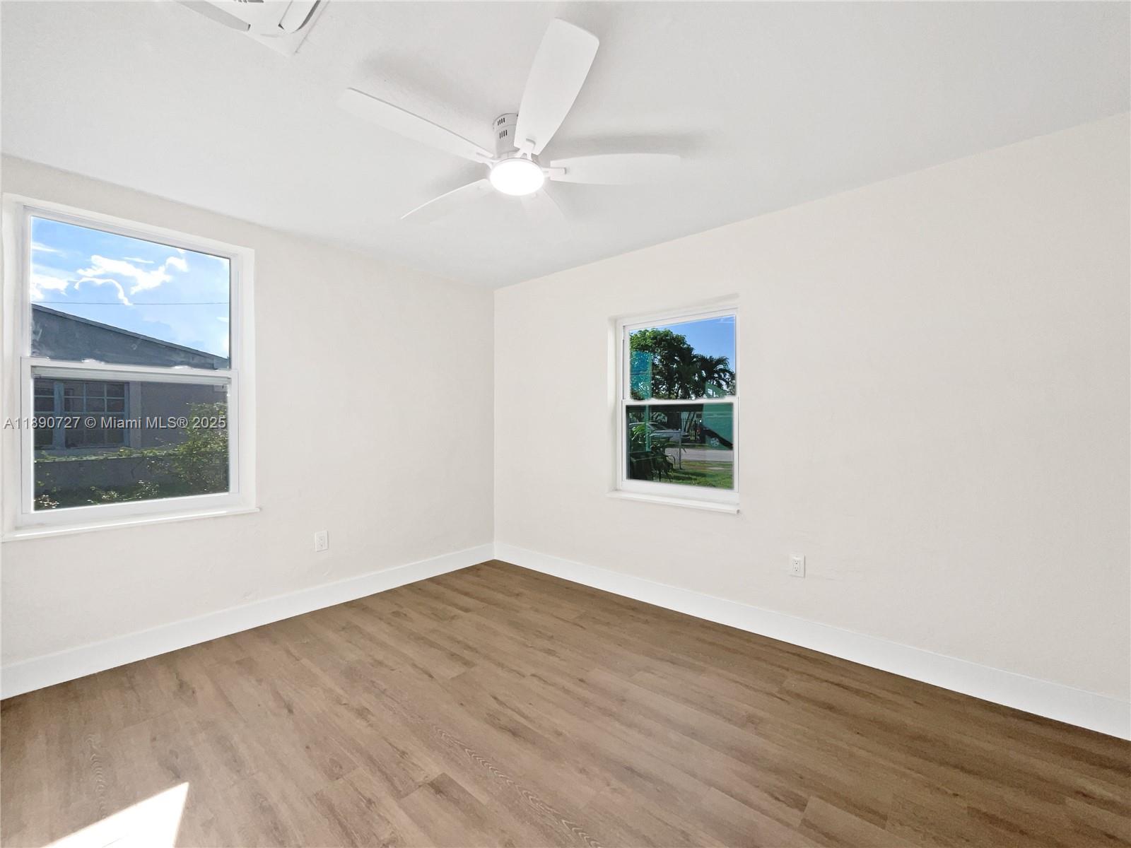 BISCAYNE RIVER GARDENS - Residential