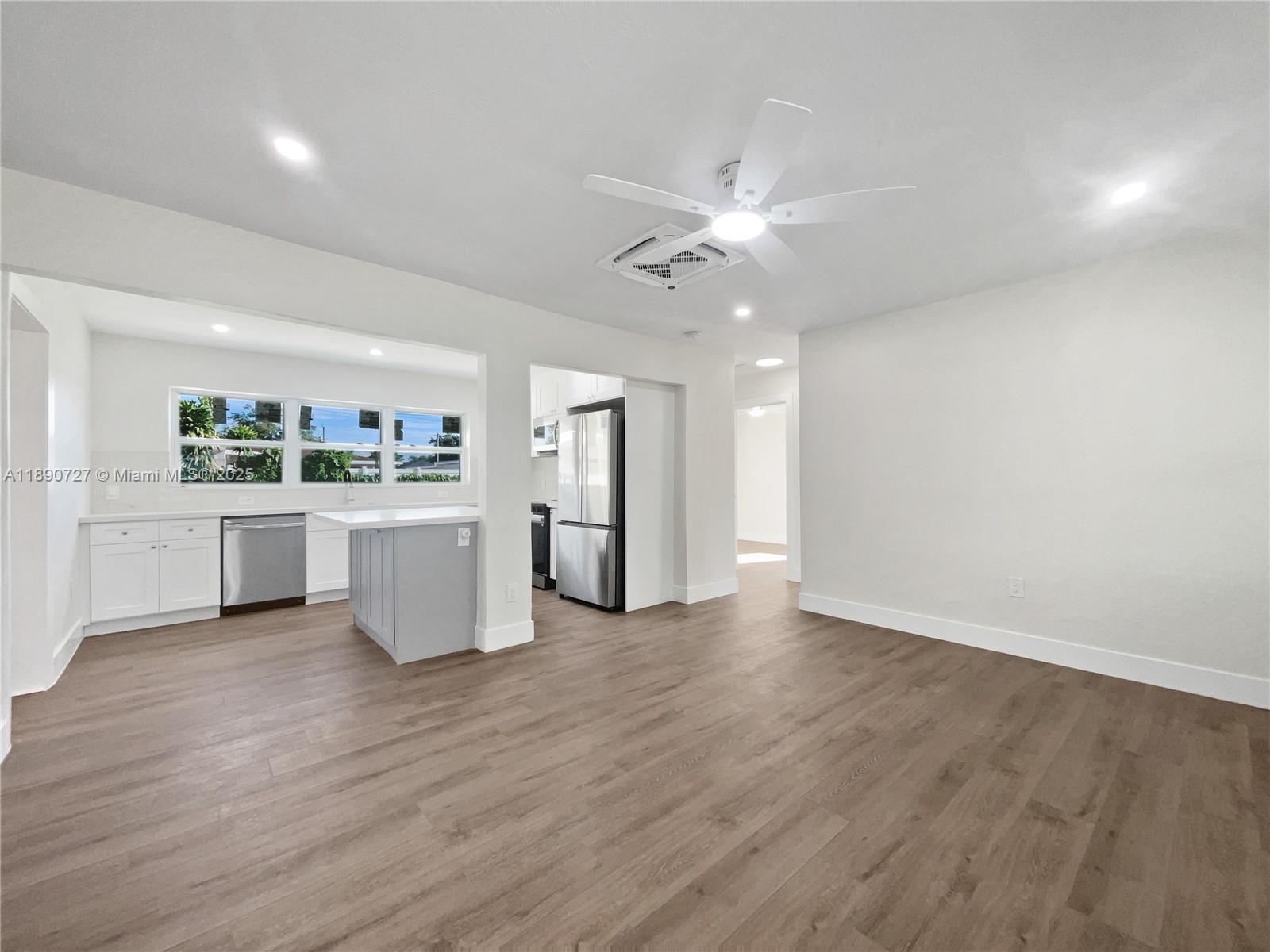 BISCAYNE RIVER GARDENS - Residential