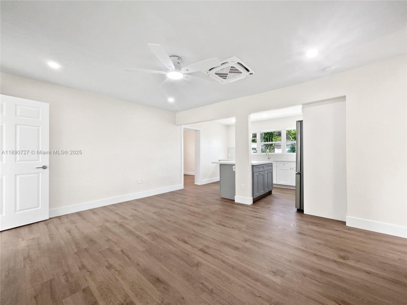 BISCAYNE RIVER GARDENS - Residential