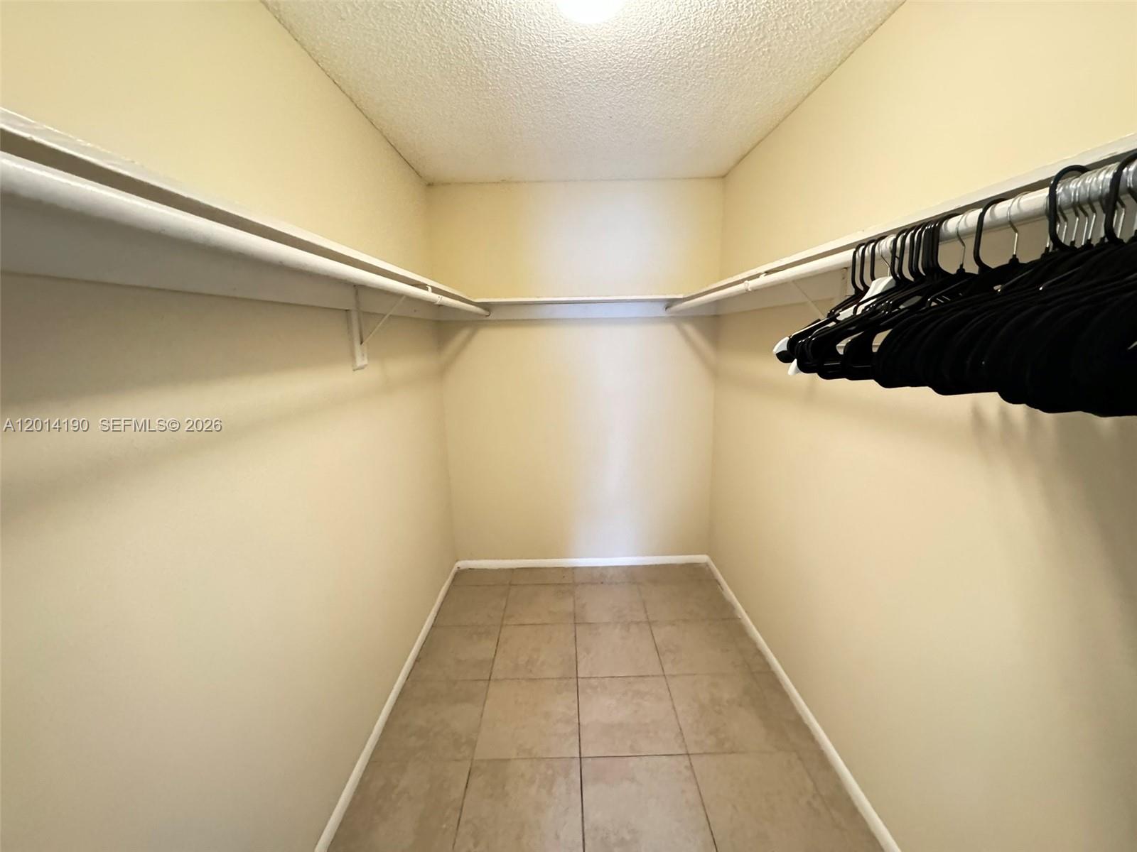 CLEAR LAKE PALMS CONDO - Residential Lease